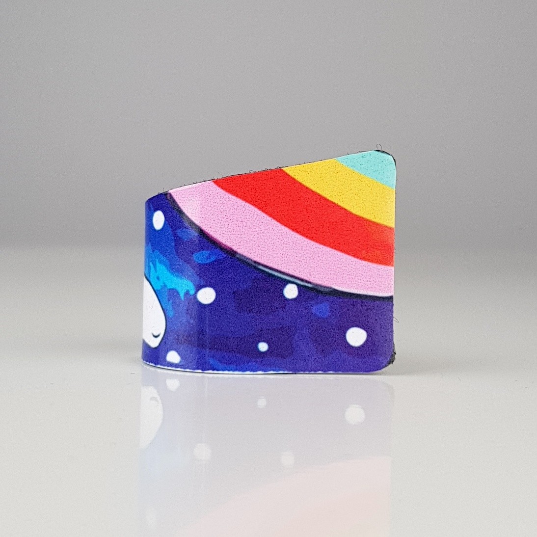 Rainbow snail ring
