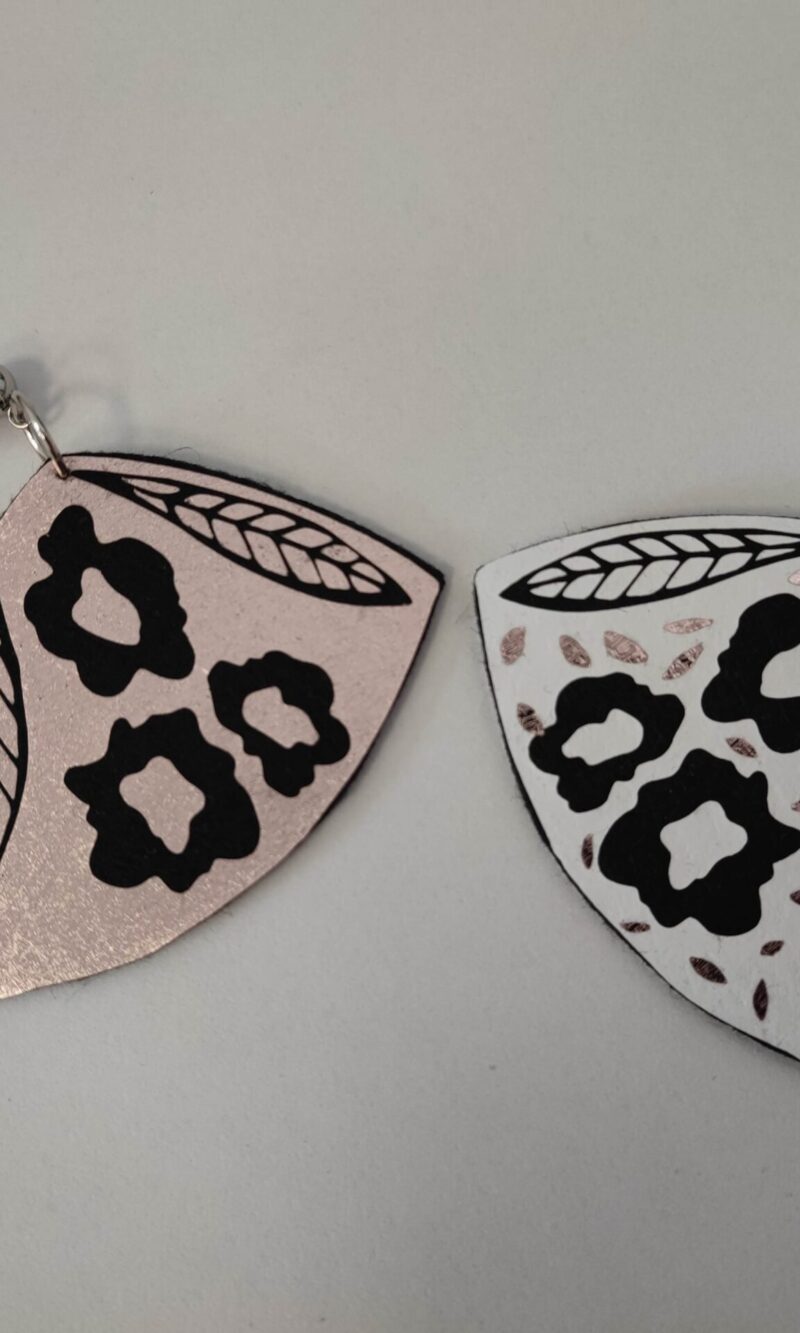 Uhani Rosegold metulj