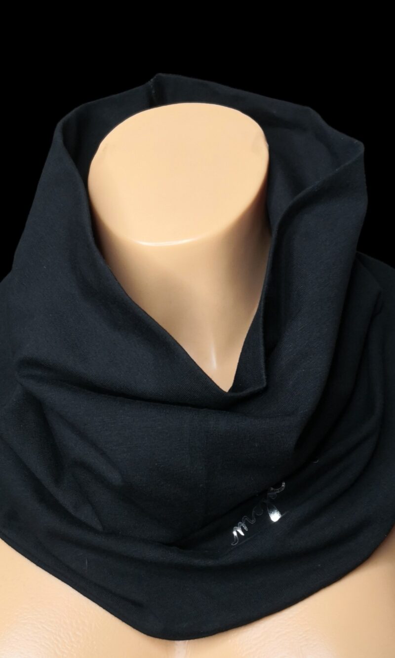 Pure black scarf
