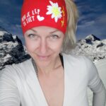 Trak Meni je lep ta svet - rdeč