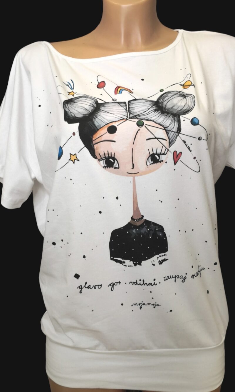 White batwing sleeve shirt Trust the Universe