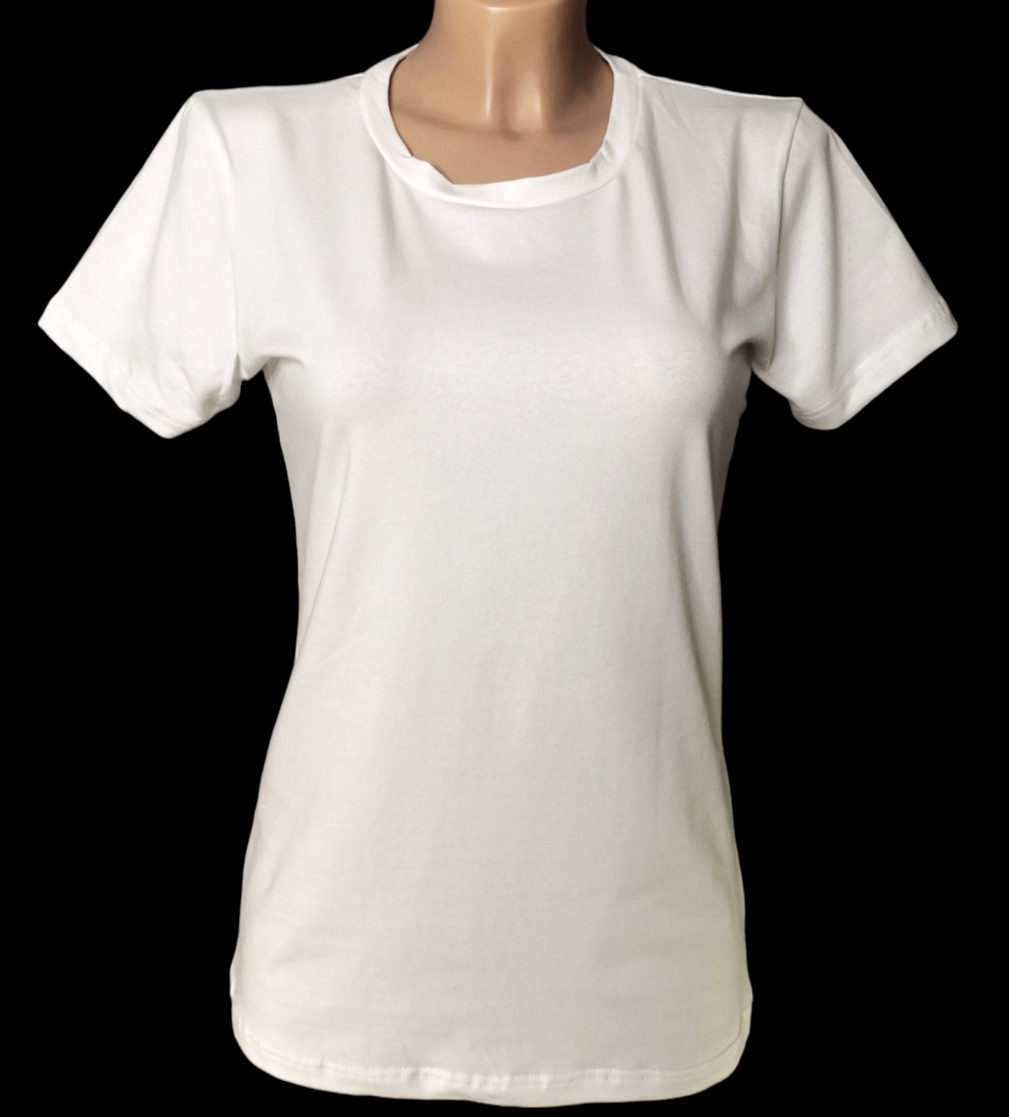 Pure white short-sleeved T-shirt