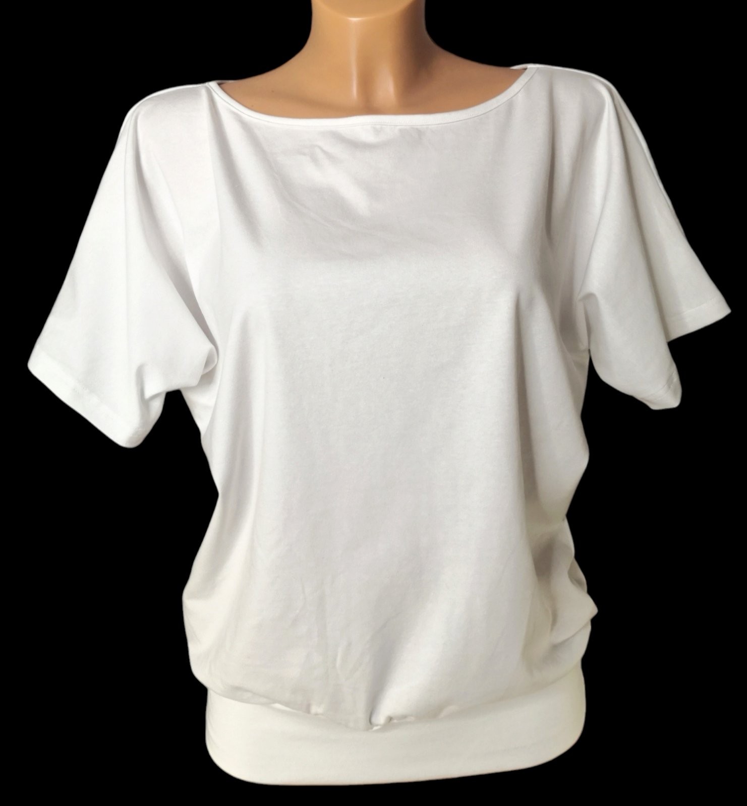 Pure white majica netopir