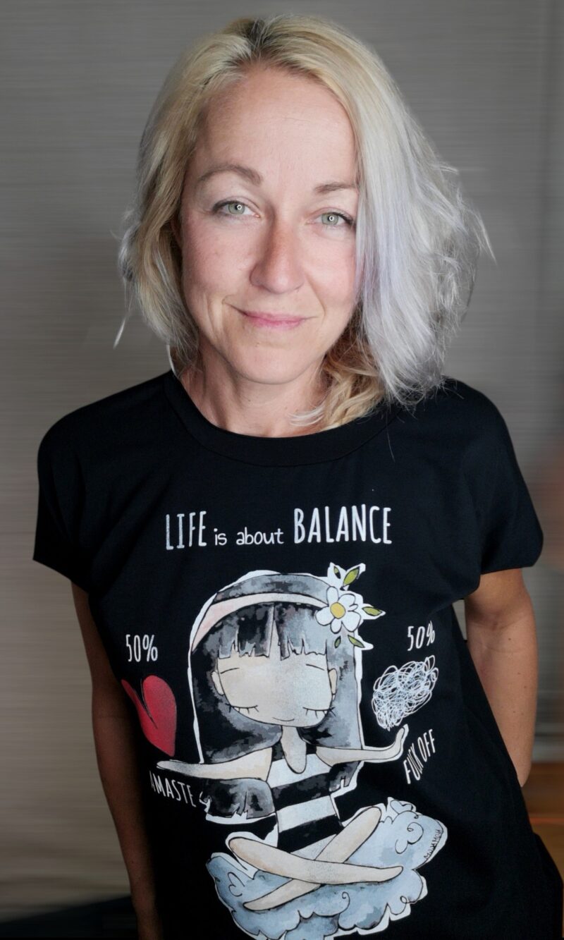 Oversized black Life balance T-shirt