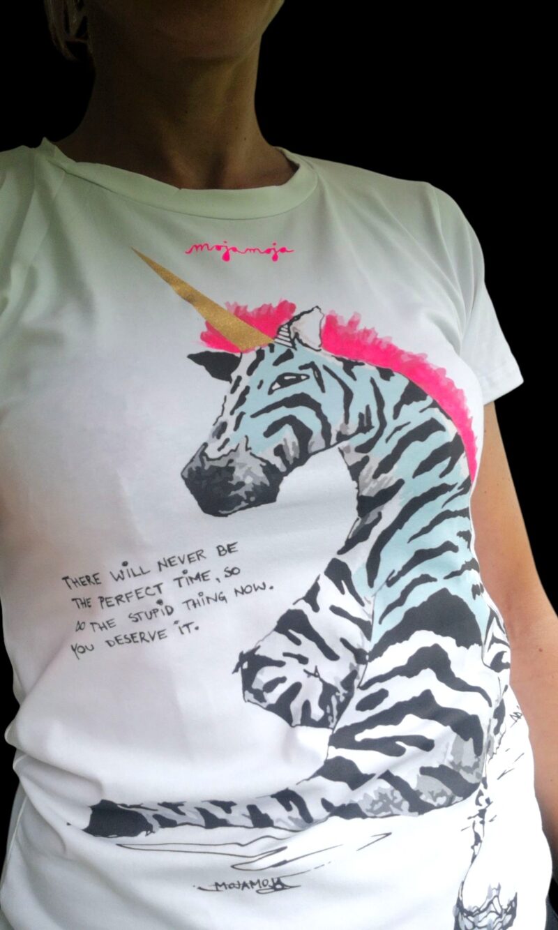 Bela ženska majčka Zebra