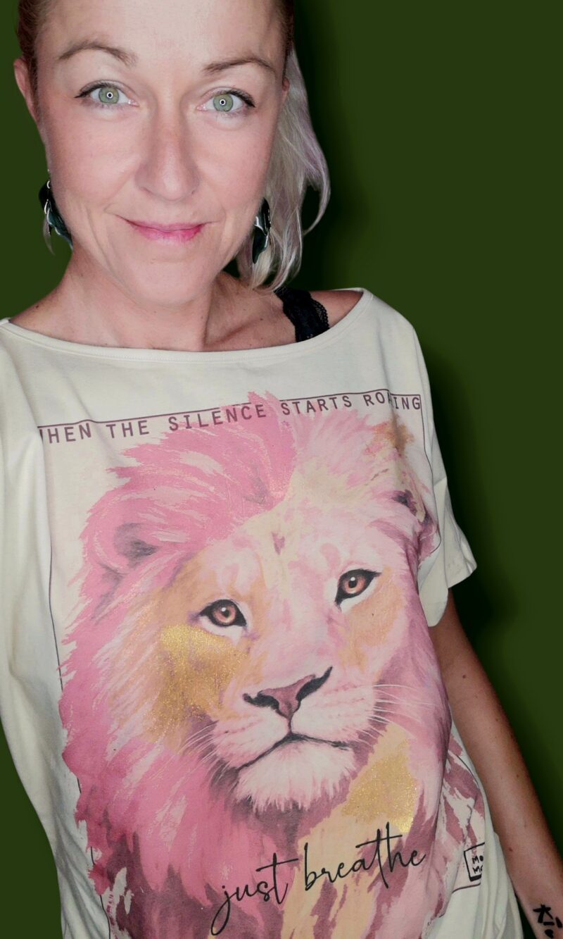 Beige batwing top Just breathe