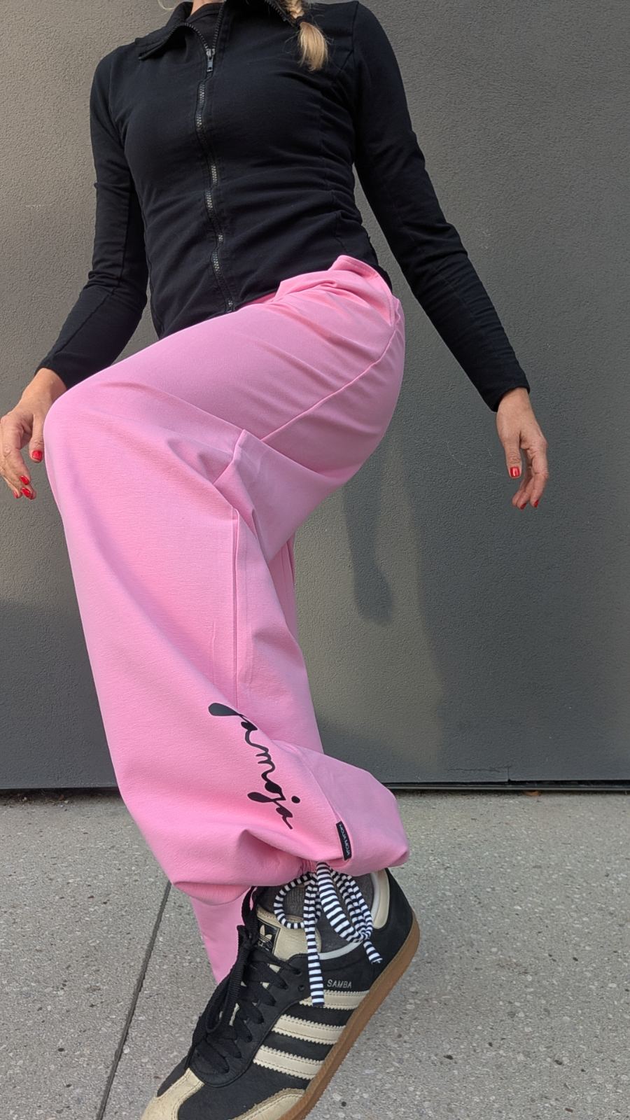 Pleated trousers - pink - Image 2